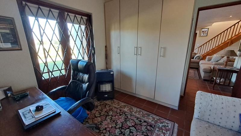 4 Bedroom Property for Sale in Stilbaai East Western Cape